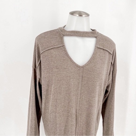 Cherish brown long tunic with laser cut neckline - Picture 3 of 6